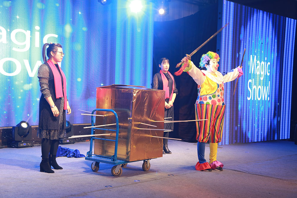 攜手并進(jìn) 共創(chuàng)未來——遼寧正業(yè)集團(tuán)20周年慶典(圖17) 攜手并進(jìn) 共創(chuàng)未來——遼寧正業(yè)集團(tuán)20周年慶典(圖17)