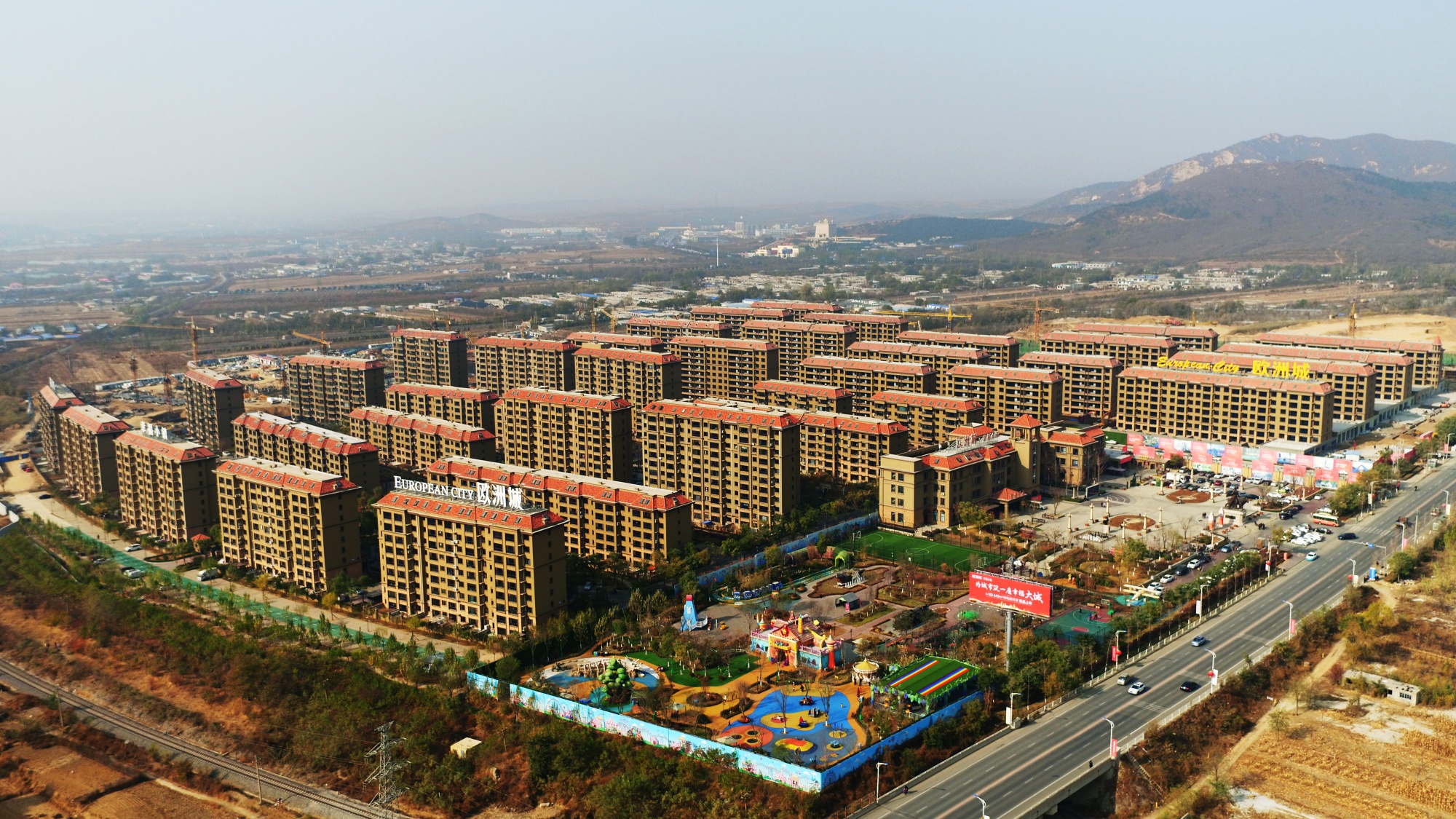 歐洲城·幸福小鎮(zhèn)丨百萬平全齡幸福生活城(圖1) 歐洲城·幸福小鎮(zhèn)丨百萬平全齡幸福生活城(圖1)