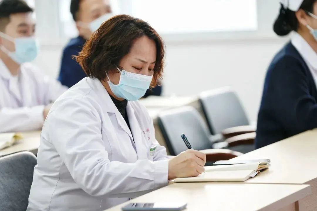 黨建引領(lǐng)|市二院學(xué)習(xí)貫徹黨的二十大精神——深刻理解“五個牢牢把握(圖9) 黨建引領(lǐng)|市二院學(xué)習(xí)貫徹黨的二十大精神——深刻理解“五個牢牢把握(圖9)